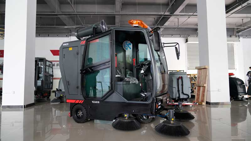 一臺小型清掃車大概多少錢？都有哪些功能？